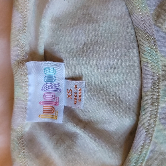 Is bran lularo size extra small color multi pastel - Picture 2 of 4